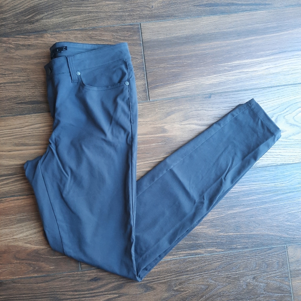 Prana Briann Pant size 8 Tall Inseam in Coal